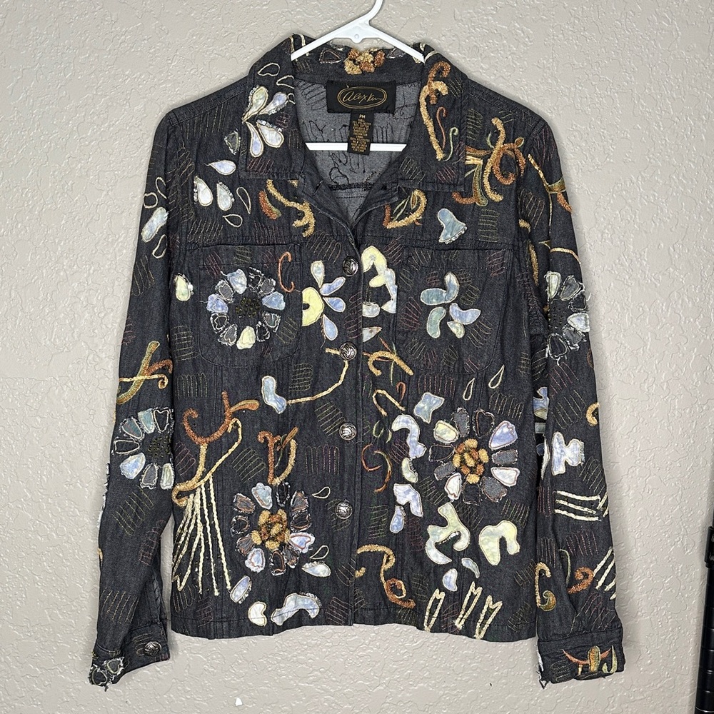 Colorful Embroidered Jacket Art to wear